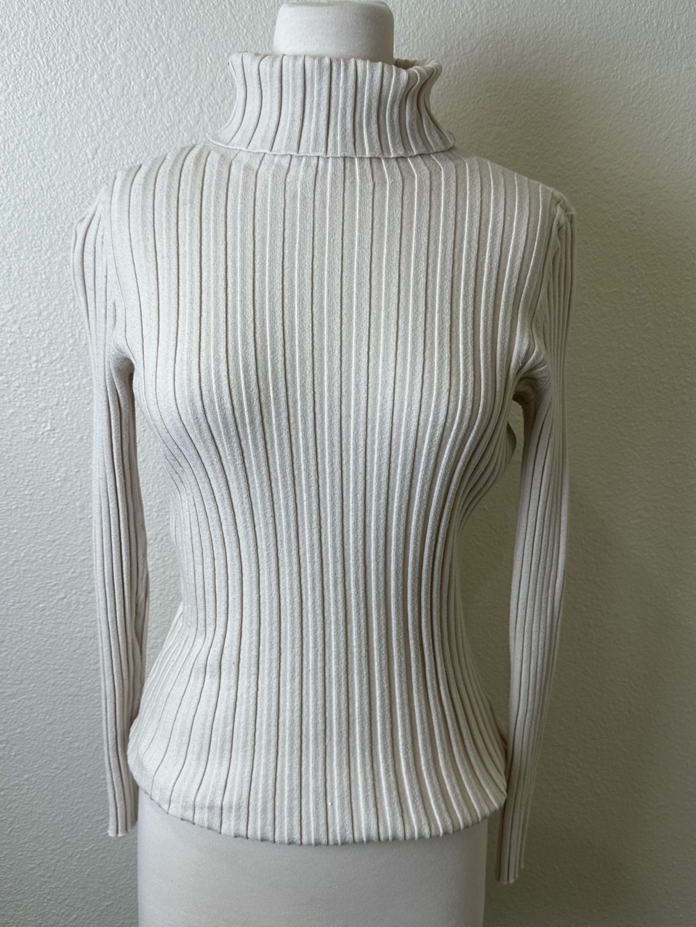 Slim Ribbed Cowl Turtleneck Sweater in Cream
